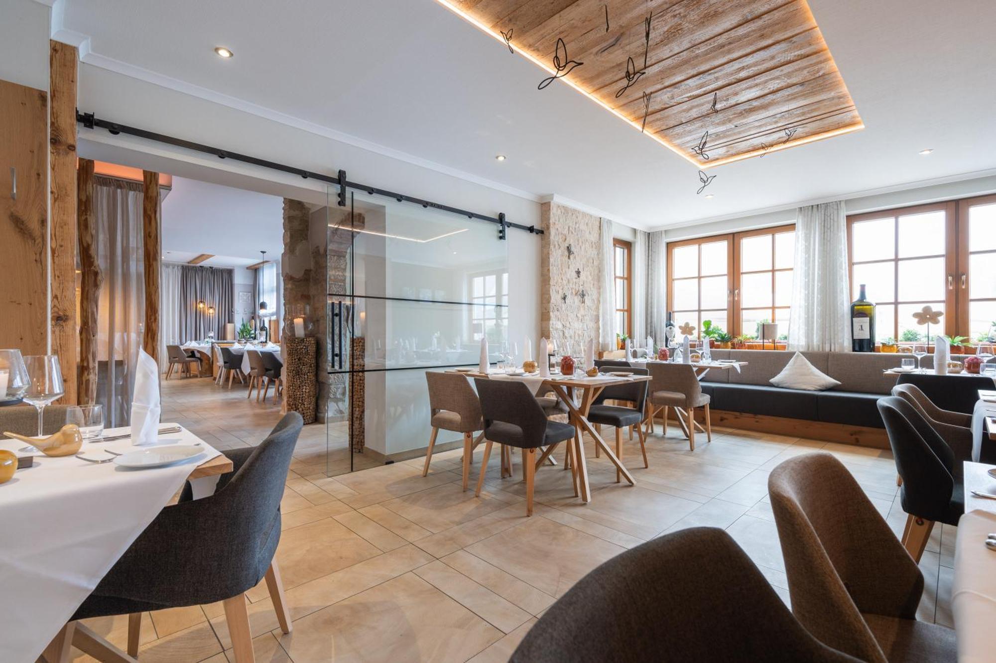 Hotel Gasthof Rössle Stetten am Kalten Markt Exteriör bild